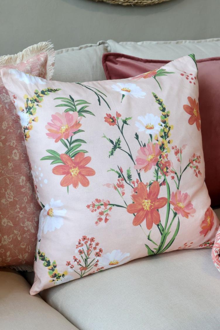 Kissen mir Blumenmotiv